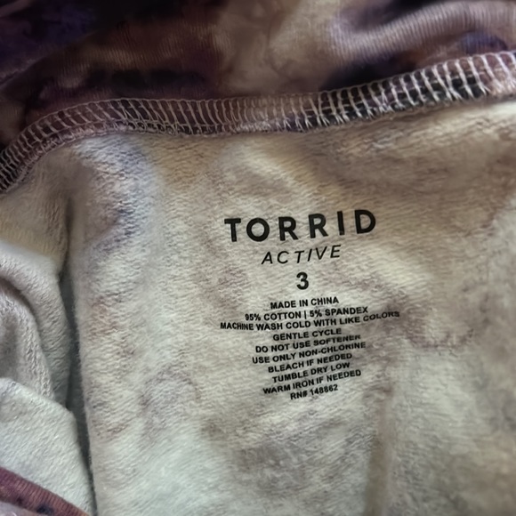 🎉 HOST PICK🎉 Torrid Purple Tie Dye Active Zip Sweatshirt - Picture 7 of 7